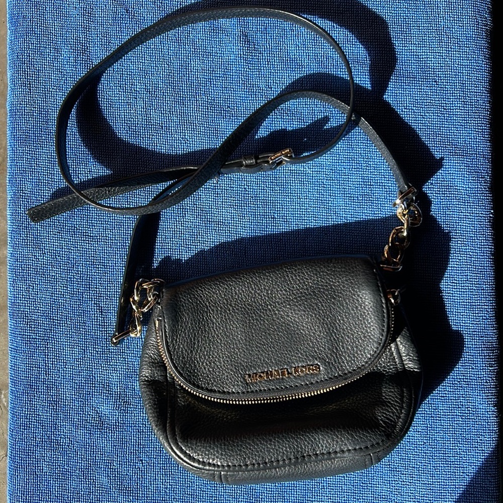 Crossbody purse